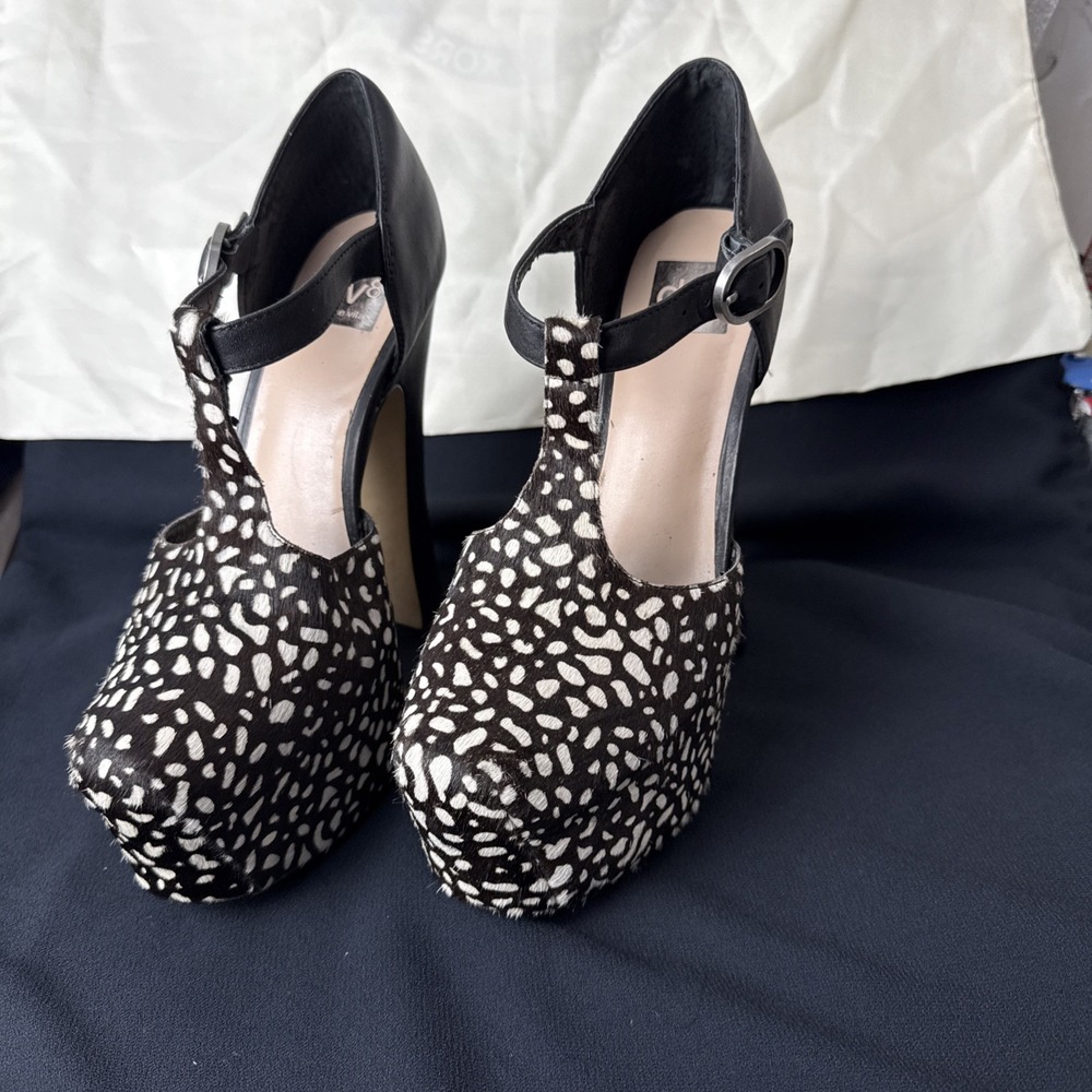 DV8 by Dolce Vita Vixen Platform Pump Heel in black faux Suede Women Size 10